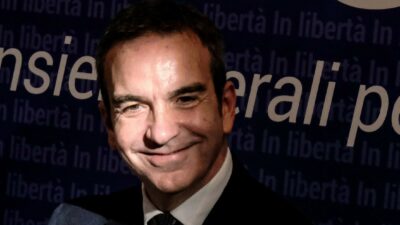 Copertina di “Comandi solo”, “Ora basta!”: lite Tajani-Occhiuto, Letta mediatore