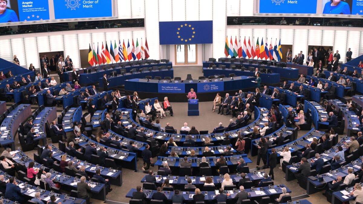 il parlamento ue pronto a superare la linea rossa della cina al voto un testo che chiede una continua presenza navale vicino a taiwan da Ilfattoquotidiano.it il parlamento ue pronto a superare la linea rossa della cina al voto un testo che chiede una continua presenza navale vicino a taiwan