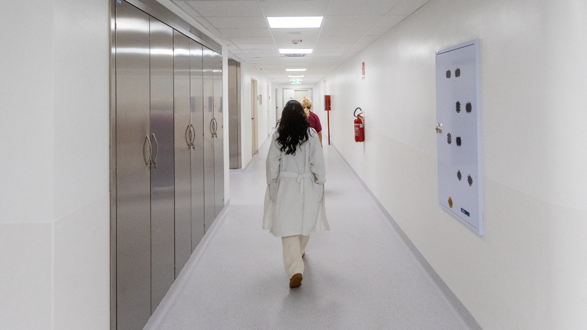 fuga dei medici dagli ospedali nel 2025 quasi 4mila dimissioni pi249 dei pensionamenti ogni 100 assunti 43 se ne vanno da Ilfattoquotidiano.it fuga dei medici dagli ospedali nel 2025 quasi 4mila dimissioni pi249 dei pensionamenti ogni 100 assunti 43 se ne vanno