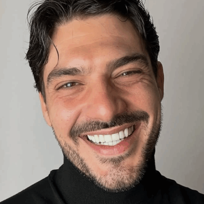 Lorenzo Spolverato di “Grande Fratello” porta in tribunale tre anziane per le critiche dure su Facebook