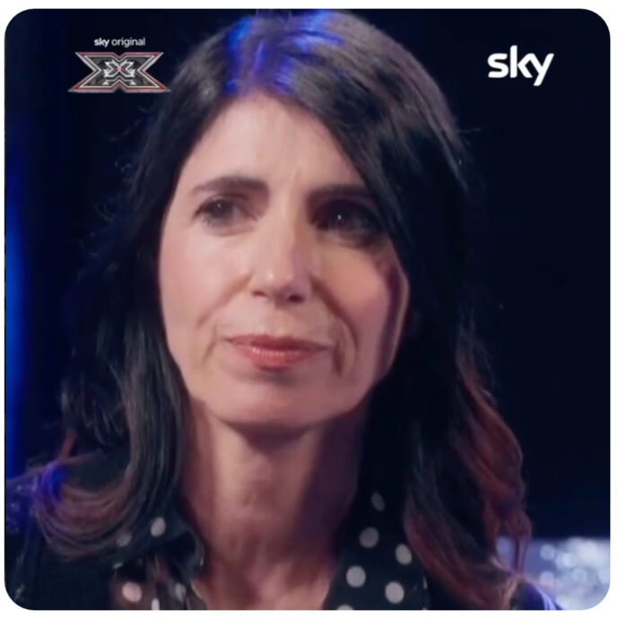 X Factor 2026, Giorgia si commuove dietro le quinte: il 18enne che ha cantato Alex Baroni la lascia senza parole. Poi i quattro giudici bocciano la performance