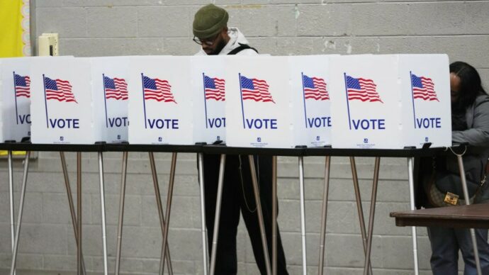 Controllo della firma, ID senza foto e voto per posta: ecco come funziona il voto nei 50 Stati Usa