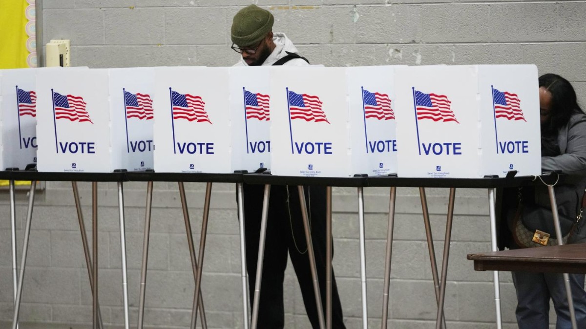 controllo della firma id senza foto e voto per posta ecco come funziona il voto nei 50 stati usa da Ilfattoquotidiano.it controllo della firma id senza foto e voto per posta ecco come funziona il voto nei 50 stati usa