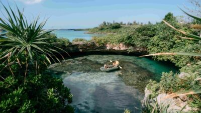 Copertina di Dove viaggiare nel 2027? Dal Veneto a Okinawa, passando per Eolie, Maldive e Polinesia: la classifica Best in Travel di Lonely Planet delle 50 mete ed esperienze da scoprire