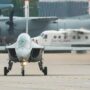 Copertina di Leonardo ha bisogno di più spazio per i caccia: l’aeroporto s’ingrandisce invadendo aree verdi