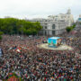 Copertina di Spagna, 50 manifestazioni per il diritto alla casa in tutto il Paese: migliaia in corteo a Madrid, scontri con la polizia a Valencia