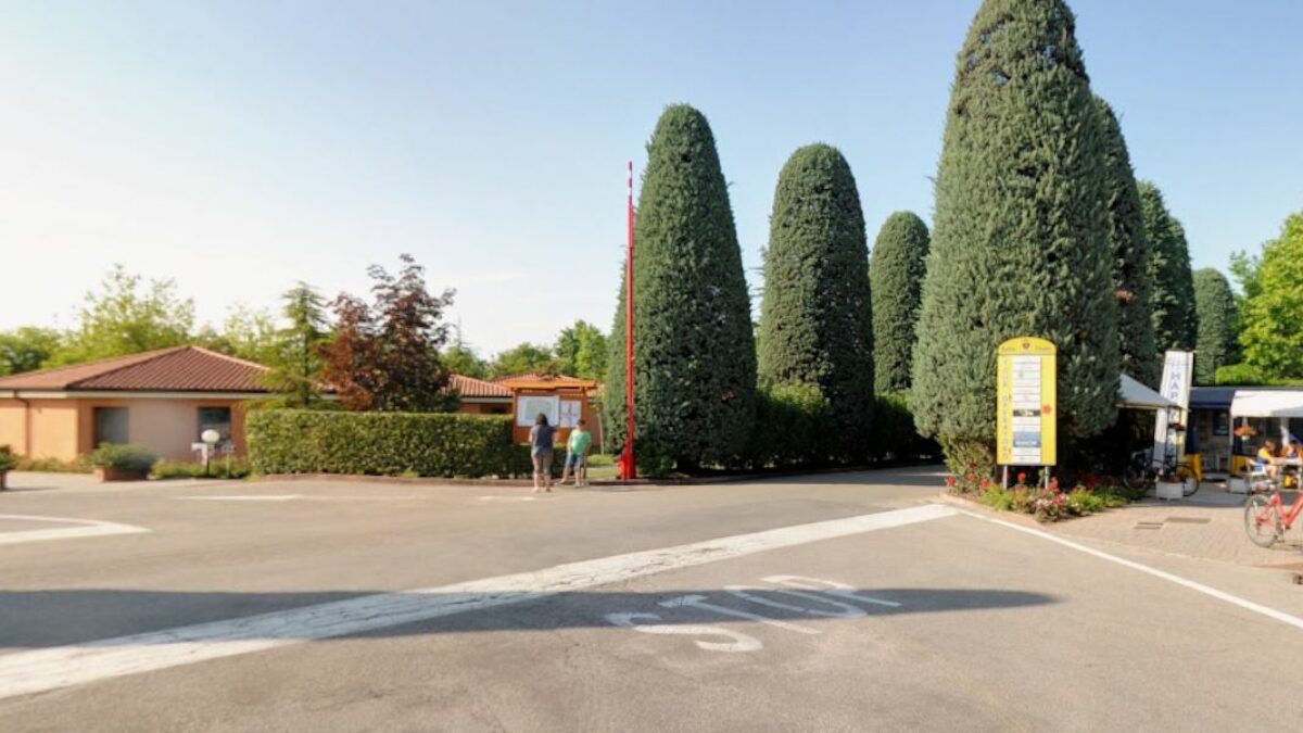 incendio in un campeggio a peschiera del garda almeno 24 feriti da Ilfattoquotidiano.it incendio in un campeggio a peschiera del garda almeno 24 feriti