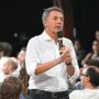 Copertina di Renzi: “Con M5s più cose che uniscono che divisioni. Chiedo 3 garanzie a Conte: mai con Trump, Salvini e Giorgetti”