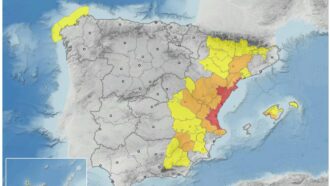 Copertina di Piogge torrenziali e allagamenti in Catalogna: due morti e un disperso, centinaia di voli cancellati e treni fermi