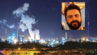 Copertina di “Mancava parte del pavimento”: così Claudio Salamida morì precipitando dentro l’Ilva. “Elementi della scena del crimine spostati”