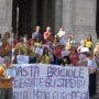 Copertina di La protesta dei docenti da Roma a Milano: “Chiediamo un salario dignitoso. Basta briciole”