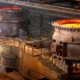 Copertina di Oggi  ultima colata per Ilva: “Subito spenti gli altiforni”
