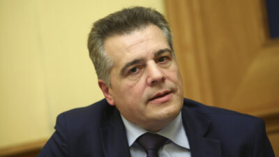 Copertina di Basta politici nel collegio del Garante? Il presidente di Federprivacy attaccato per la sua battaglia sulla trasparenza: “Vuole solo un posto”. E spunta (e scompare) un like di Ghiglia (FdI)