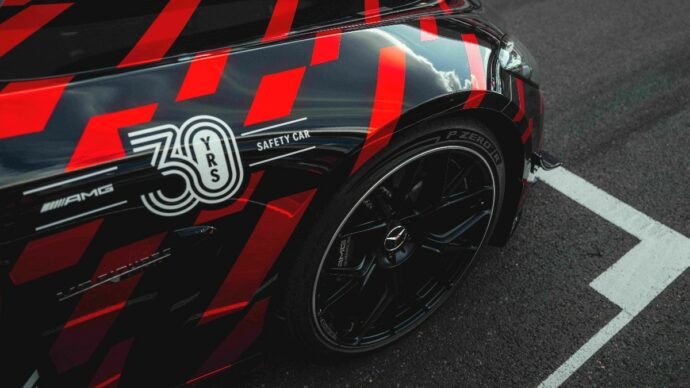 Pirelli, un P Zero R su misura per la nuova Safety Car di Formula 1
