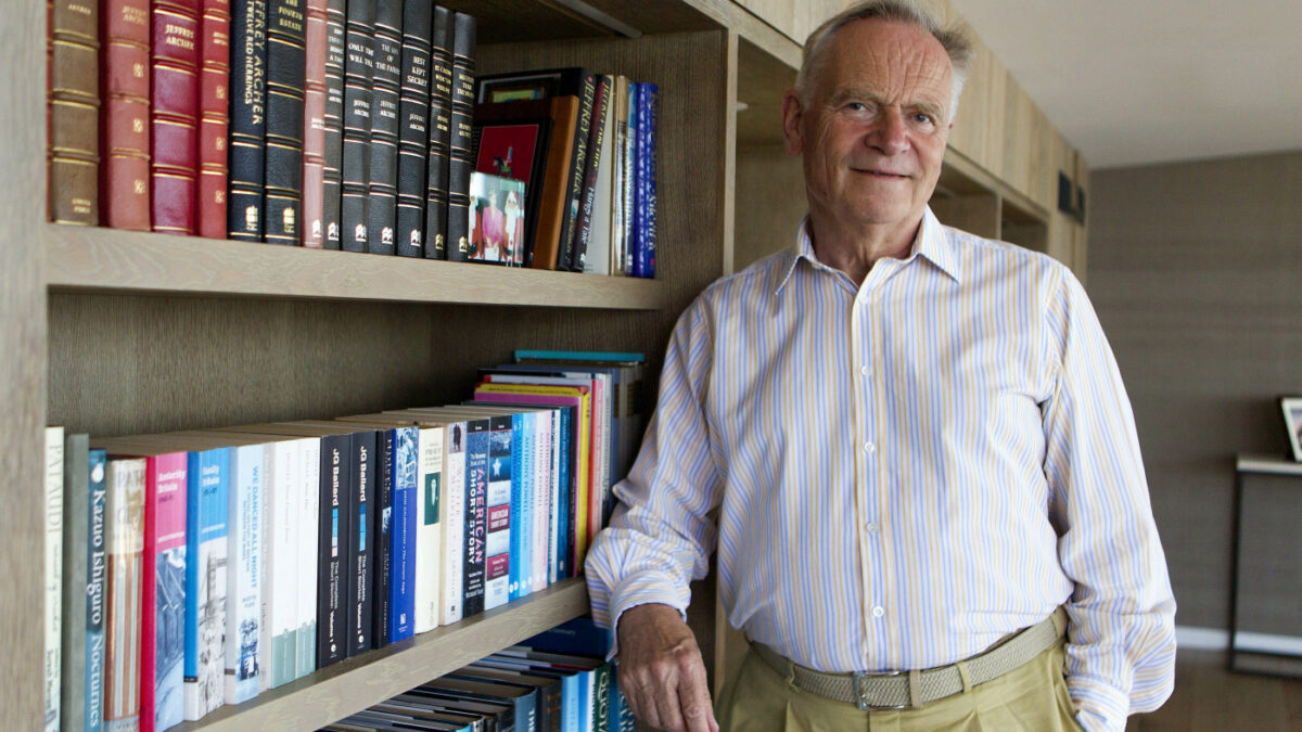 200 morto jeffrey archer lo scrittore britannico ha venduto oltre 300 milioni di copie nel mondo ex parlamentare conservatore e membro della camera dei lord nel 2001 fu condannato per falsa testimonianza da Ilfattoquotidiano.it 200 morto jeffrey archer lo scrittore britannico ha venduto oltre 300 milioni di copie nel mondo ex parlamentare conservatore e membro della camera dei lord nel 2001 fu condannato per falsa testimonianza