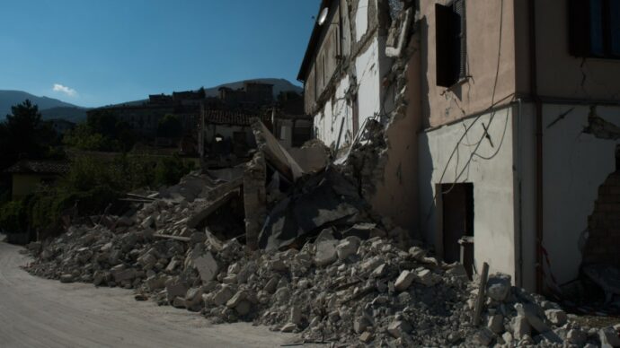 Terremoto di Accumoli, processo d’Appello bis per l’ex sindaco Petrucci imputato il crollo della campanile