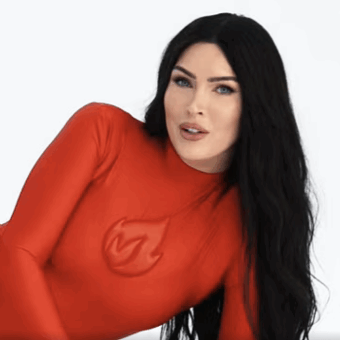 Megan Fox diventa una pillola contro la disfunzione erettile (e ti spiega perché “non è Viagra”): lo spot che è diventato virale in America
