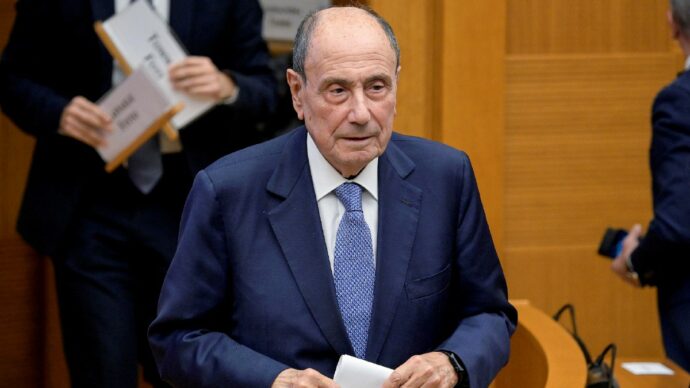 Forza Italia ora fa fuori Schifani: “Si cambi”