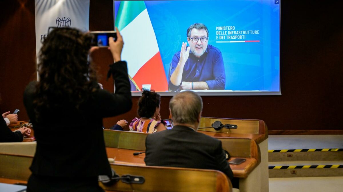l8217ultima idea di salvini camionisti e autisti di bus al lavoro fino a 70 anni la proposta al prossimo cdm da Ilfattoquotidiano.it l8217ultima idea di salvini camionisti e autisti di bus al lavoro fino a 70 anni la proposta al prossimo cdm