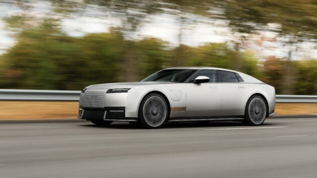 Jaguar Type 01, la nuova era elettrica parte da una GT da 1.040 cavalli – FOTO