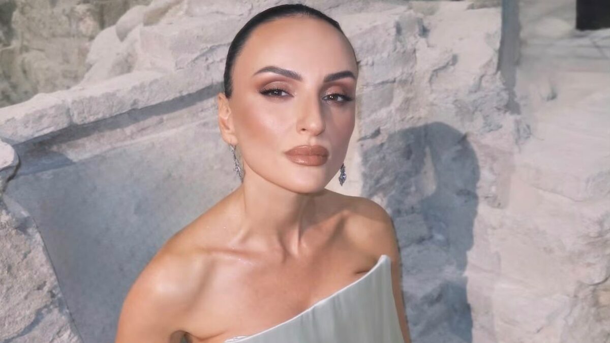 ho mandato una canzone a stefano de martino ma non mi ha risposto continuer242 a mandarla su quel numero di whatsapp arisa pronta a tornare in gara a sanremo 2027 da Ilfattoquotidiano.it ho mandato una canzone a stefano de martino ma non mi ha risposto continuer242 a mandarla su quel numero di whatsapp arisa pronta a tornare in gara a sanremo 2027