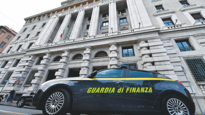 Spariti 78 milioni degli stipendi  dei dipendenti