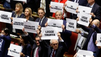 Copertina di Il listino per il premio di maggioranza e le preferenze (che potranno essere inutili): come sarà la nuova scheda elettorale e tutte le altre novità