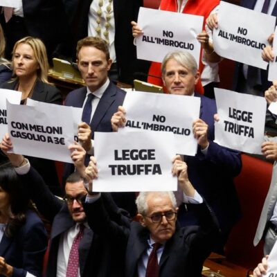 Copertina di Il listino per il premio di maggioranza e le preferenze (che potranno essere inutili): come sarà la nuova scheda elettorale e tutte le altre novità