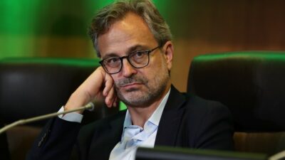 Copertina di Caso Campari, chiesto il processo per Garavoglia per evasione fiscale. Lagfin: “Totale estraneità e nessun pregiudizio patrimoniale”