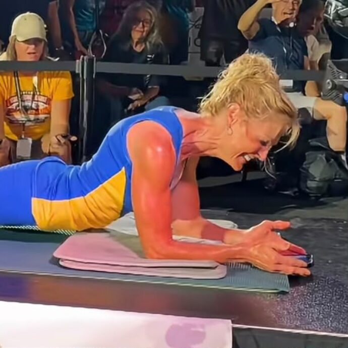 A 61 anni sta 5 ore in plank: il nuovo record mondiale realizzato ai World Senior Games da una donna canadese