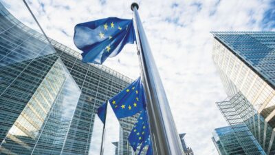 Copertina di L’Europa: “Sbagliato cambiare legge a ridosso delle elezioni”