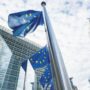 Copertina di L’Europa: “Sbagliato cambiare legge a ridosso delle elezioni”