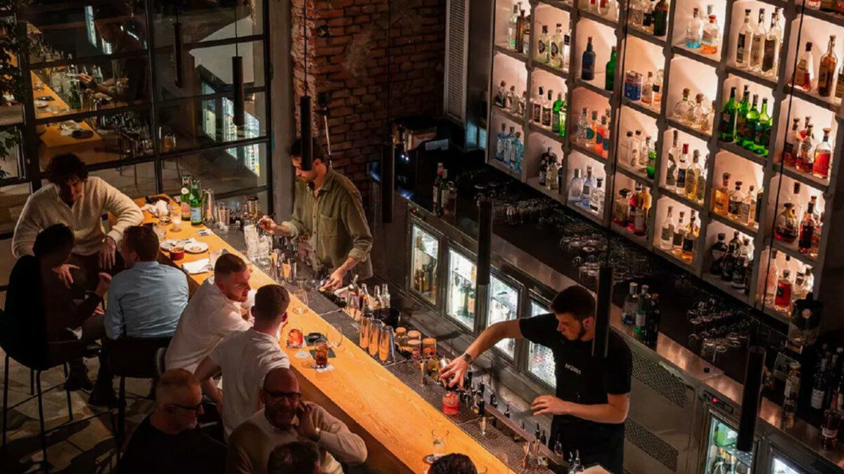 Il secondo miglior bar del mondo è italiano: Moebius di Milano dietro solo al Bar Leone di Hong Kong. La classifica 2026 di World’s 50 Best Bars
