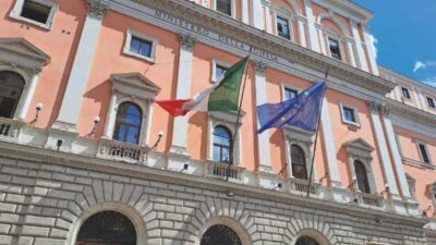 Copertina di Il ministro Crosetto: “L’ho spinto proprio io a denunciare. Cosa volete ora da me?”