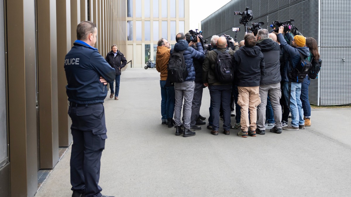 crans montana inchiesta sulle presunte fughe di notizie gli avvocati degli indagati chiedono misure e potrebbero ottenere una riduzione di pena da Ilfattoquotidiano.it crans montana inchiesta sulle presunte fughe di notizie gli avvocati degli indagati chiedono misure e potrebbero ottenere una riduzione di pena