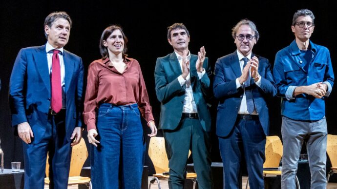 Progressisti, promessa dal palco: “15 giorni per fare il programma”