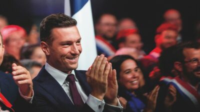 Copertina di Come negare la realtà: in Francia la destra va a lezione da Trump