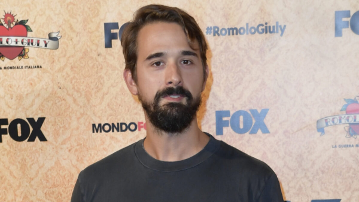 “Si è aggravato all’improvviso, condizioni critiche”: Davide Iacopini operato di nuovo alla testa dopo l’aggressione in monopattino. La Procura indaga su sette agguati e una minicar rubata