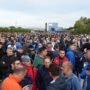 Copertina di Ilva, la rabbia operaia dopo lo stop: tende in piazza e strade occupate. E Genova spinge per una soluzione “autonoma”