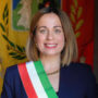 Copertina di “No al neomelodico che si vanta di avere cantato per i boss”: la sindaca di Termini Imerese non autorizza la festa di quartiere