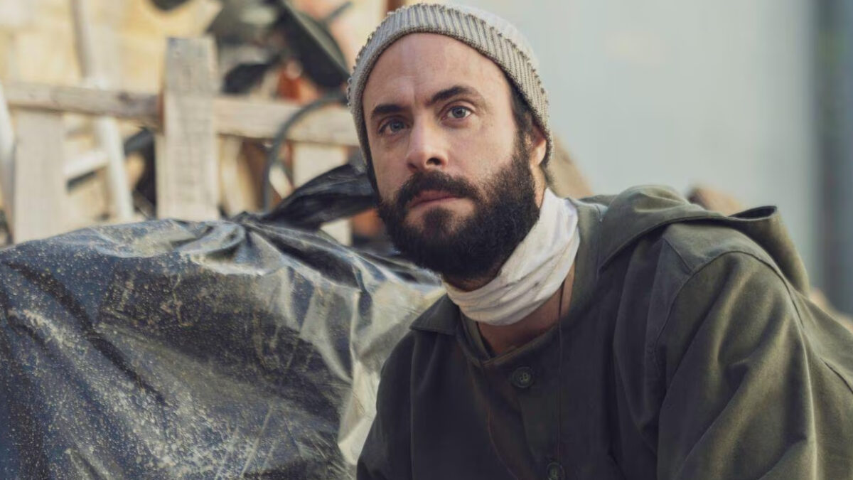 “Quando papà ha iniziato a star male mi sono sentito perso e ho chiesto aiuto alle persone vicine e allo psicologo. Mi sono sentito stanco delle voci che mi assillavano”: parla Alessio Vassallo