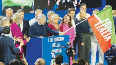 Copertina di Tajani sfida Occhiuto: “Cambiare la linea? Facciamo le primarie”