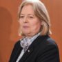 Copertina di Attacchi dagli alleati e lutto famigliare: la ministra del Lavoro tedesca Baerbel Bas si dimette e lascia la copresidenza Spd