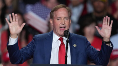 Copertina di Capodanno a Dubai con l’amante e due latitanti: nuovo scandalo per Ken Paxton, candidato da Trump in Texas