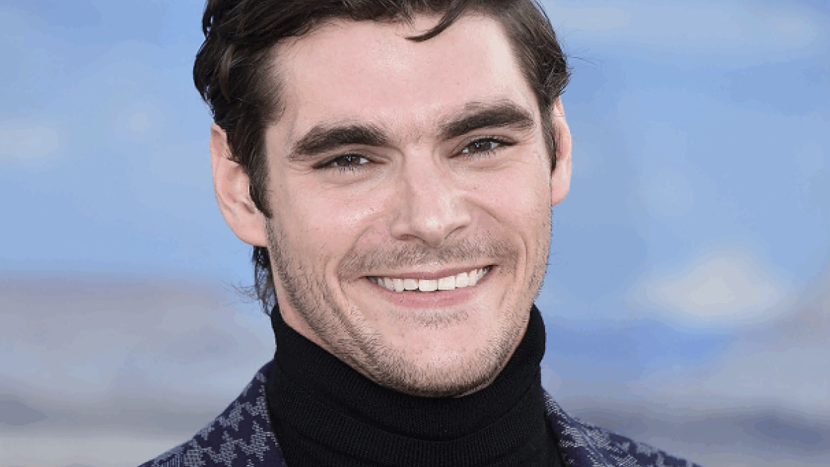 È morto RJ Mitte, aveva 34 anni. L’attore della serie tv cult “Breaking Bad” era sostenitore dei diritti delle persone con disabilità: “Le difficoltà sono un punto di forza”