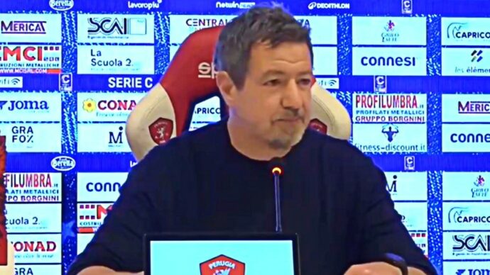 Gaucci fuori controllo: “Questo non può arbitrare neanche i pulcini nel pollaio”. Ora rischia la presidenza del Perugia. L’Aia: “Inaccettabile”
