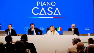Copertina di “In un anno 60mila case popolari”. Ecco la prima bugia del Piano Casa