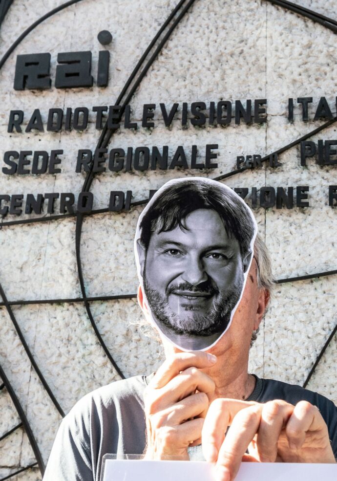 Operazione Report: una bomba per amico. Le carte dell’inchiesta