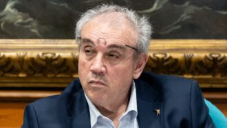 Copertina di La commissione Agricoltura ostaggio dei cacciatori, il neo presidente leghista fa parte delle doppiette: definì gli scienziati “animalari”, sua la prima pdl sparatutto