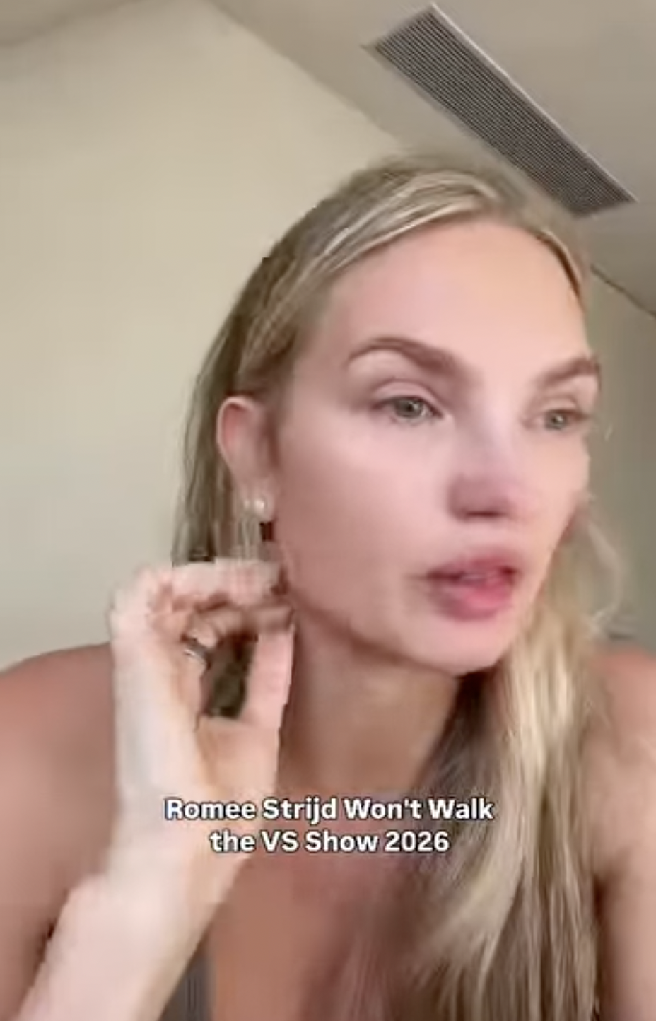 il rifiuto fa parte del lavoro ma non mi hanno detto la verit224 e mi hanno tenuta all8217oscuro la modella di victoria8217s secret romee strijd in lacrime dopo il no a sfilare allo show di los angelo da Ilfattoquotidiano.it il rifiuto fa parte del lavoro ma non mi hanno detto la verit224 e mi hanno tenuta all8217oscuro la modella di victoria8217s secret romee strijd in lacrime dopo il no a sfilare allo show di los angelo